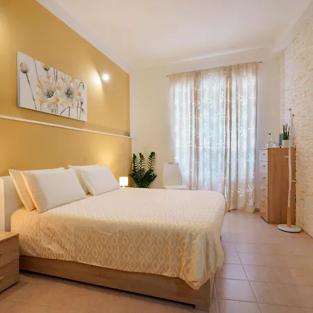 Montellino's Oro Отель типа 
